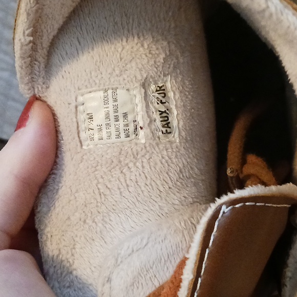 Boots - Picture 3 of 3